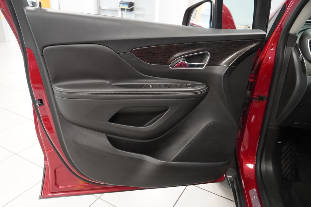 Used 2014 Buick Encore Convenience FWD image 16