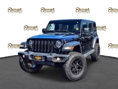 Used 2020 Jeep Wrangler Unlimited Sport image 1