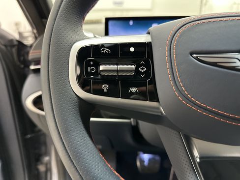 Used 2026 Genesis GV70 2.5T Sport Prestige image 19