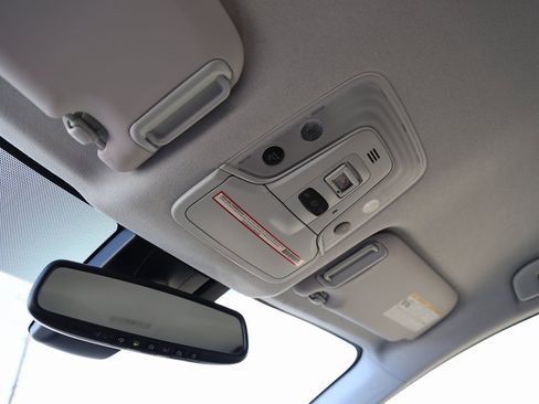 Certified 2022 Toyota Prius XLE w/ Advanced Technology Package image 9