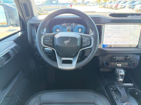 New 2025 Ford Bronco Outer Banks image 13