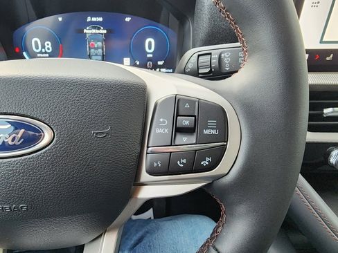 New 2026 Ford Explorer Active image 22