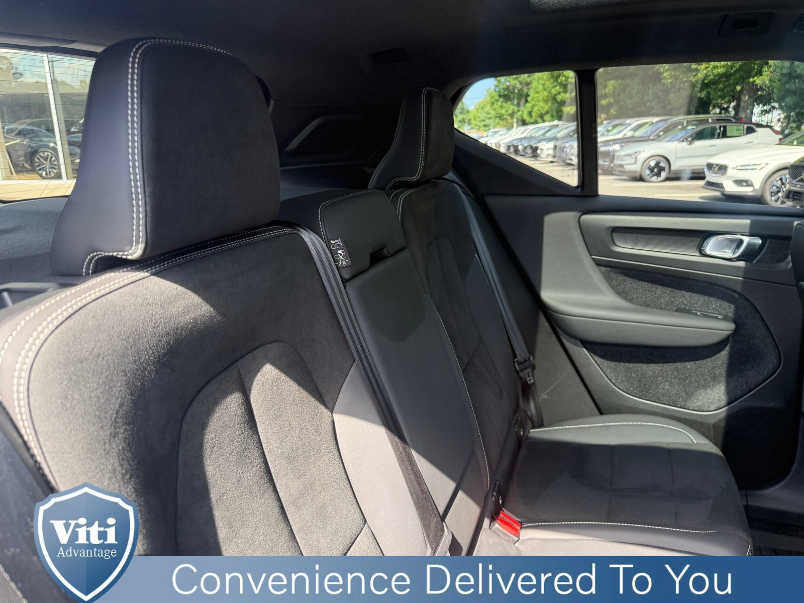 Certified 2023 Volvo XC40 Recharge Ultimate w/ Protection Package Premier AWD/4WD image 27