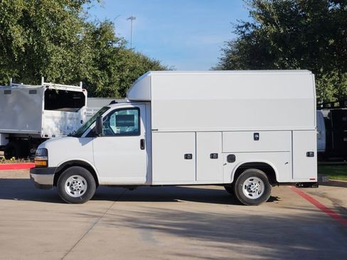 New 2025 Chevrolet Express 3500 w/ Power Convenience Package RWD image 11