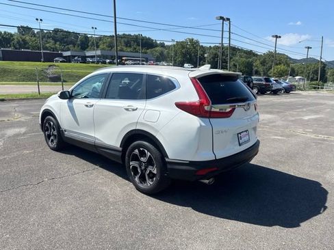 Used 2017 Honda CR-V Touring image 6