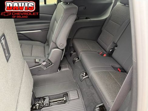 New 2026 Chevrolet Traverse LT w/ Driver Confidence Package AWD/4WD image 26