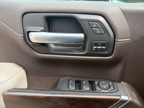 Used 2021 GMC Sierra 1500 SLT RWD image 4