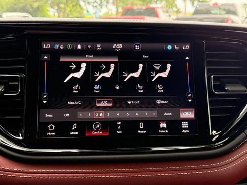 Used 2023 Dodge Durango SRT AWD/4WD image 17