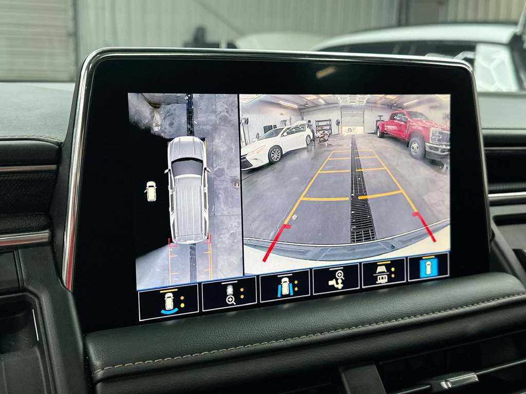 Used 2021 GMC Yukon AT4 w/ AT4 Premium Plus Package AWD/4WD image 22