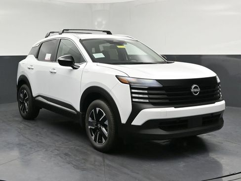 New 2026 Nissan Kicks SV w/ Cold Weather Package AWD/4WD image 1
