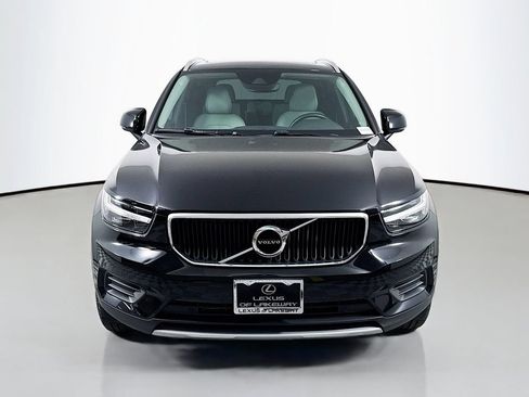 Used 2020 Volvo XC40 T5 Momentum w/ Protection Package Premier AWD/4WD image 2