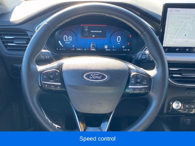 Used 2024 Ford Escape Platinum AWD/4WD image 8