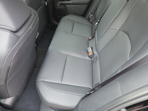 New 2025 Lexus UX 300h AWD image 9