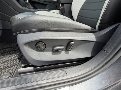 New 2026 Volkswagen Taos SEL AWD/4WD image 30