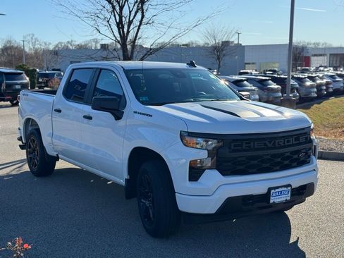 Used 2023 Chevrolet Silverado 1500 Custom w/ Rally Edition image 3