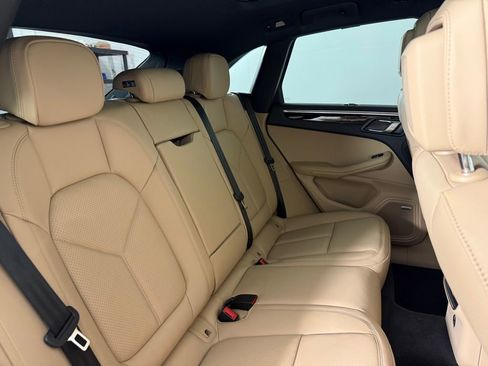 New 2026 Porsche Macan AWD/4WD image 23