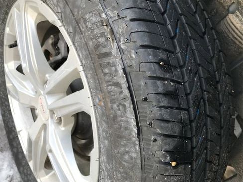 Certified 2023 GMC Terrain SLE w/ Driver Convenience Package image 11