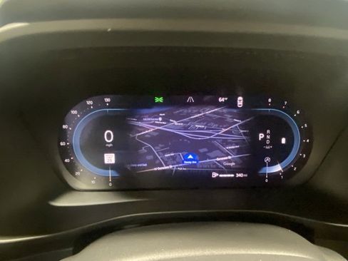 Certified 2025 Volvo XC40 B5 Ultra image 16