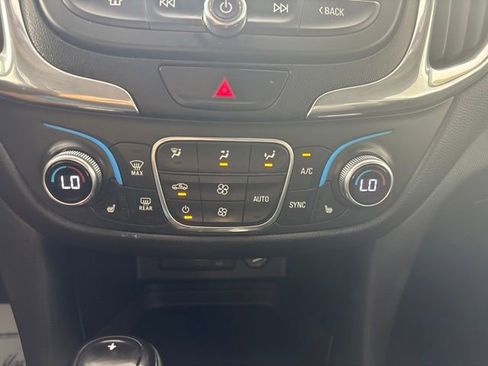 Used 2020 Chevrolet Equinox LT w/ Sport Edition AWD/4WD image 16