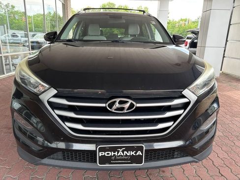 Used 2017 Hyundai Tucson SE w/ SE Popular Package 02 FWD image 4