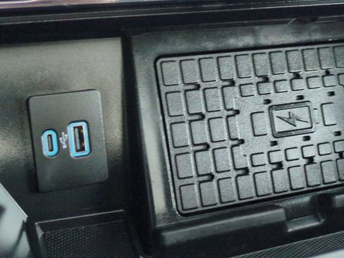Used 2023 Ford F150 Limited AWD/4WD image 33