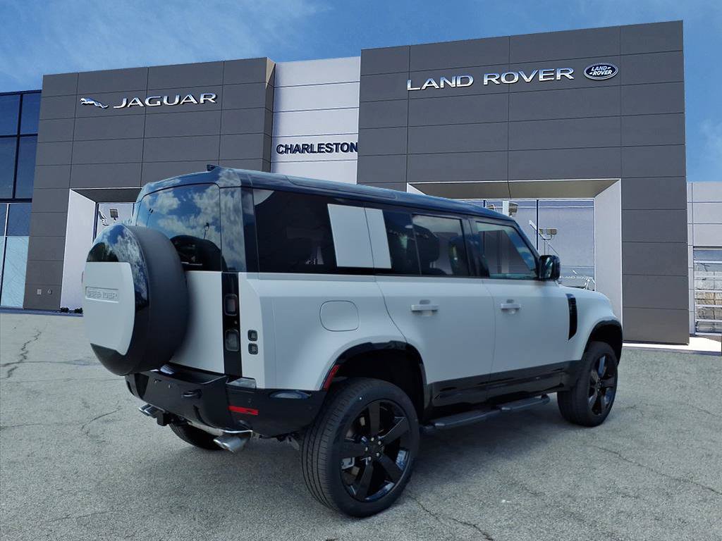 New 2026 Land Rover Defender 110 X-Dynamic SE AWD/4WD image 5