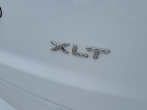 Used 2023 Ford Transit Connect XLT FWD image 10