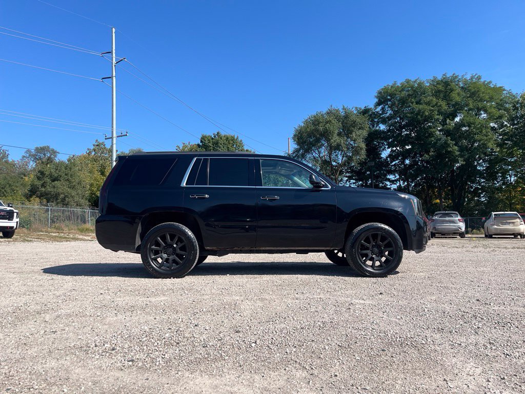 Used 2017 GMC Yukon Denali w/ Enhanced Security Package AWD/4WD image 8