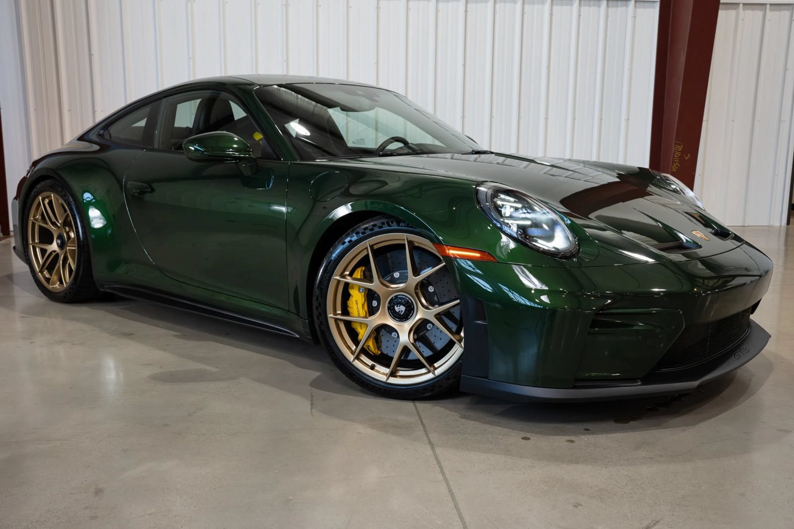 Used 2025 Porsche 911 GT3 RWD image 6