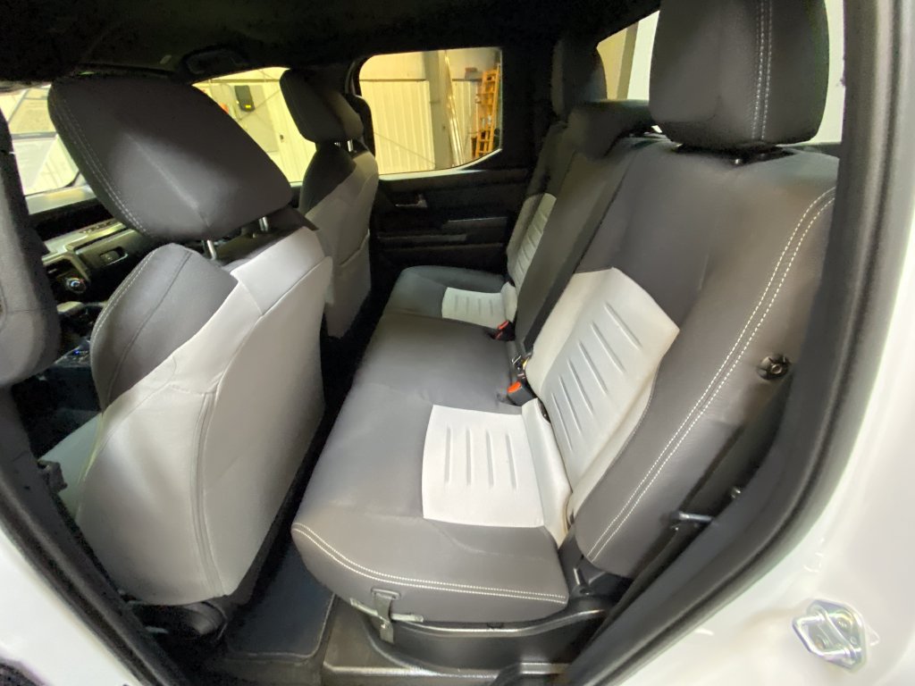 Used 2025 Toyota Tacoma TRD Sport RWD image 25