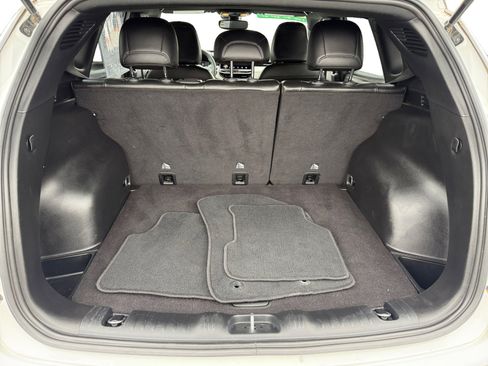 Used 2023 Jeep Compass Limited image 17