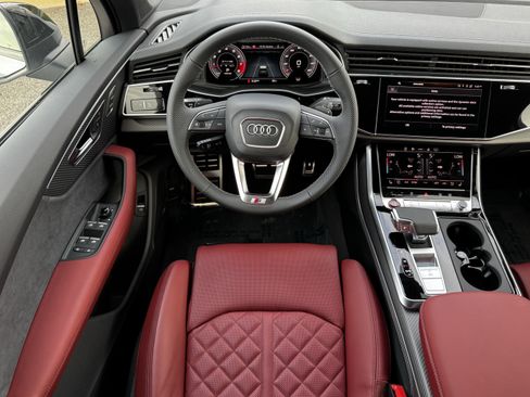 New 2026 Audi SQ7 Premium Plus AWD/4WD image 11