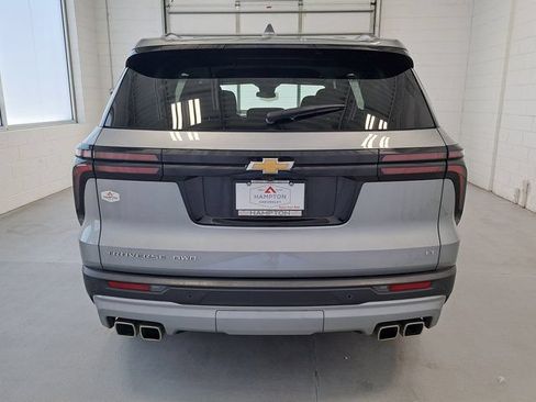 Used 2024 Chevrolet Traverse LT AWD/4WD image 6