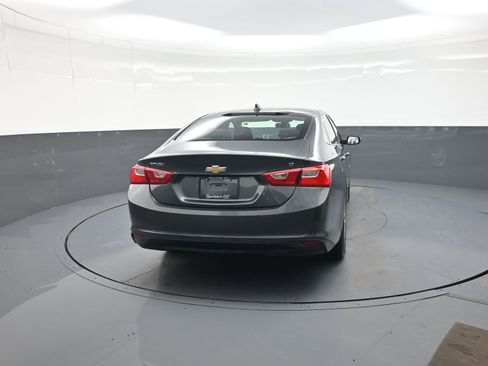 Used 2016 Chevrolet Malibu LT FWD image 8
