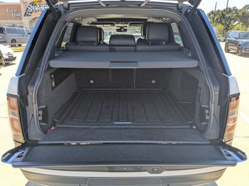 Certified 2022 Land Rover Range Rover Westminster Edition image 4