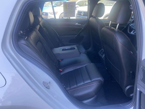 Used 2019 Volkswagen GTI SE FWD image 27