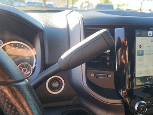 Used 2024 RAM 3500 Tradesman image 15