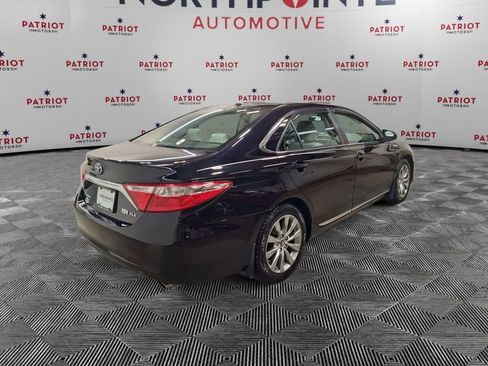Used 2017 Toyota Camry XLE image 7