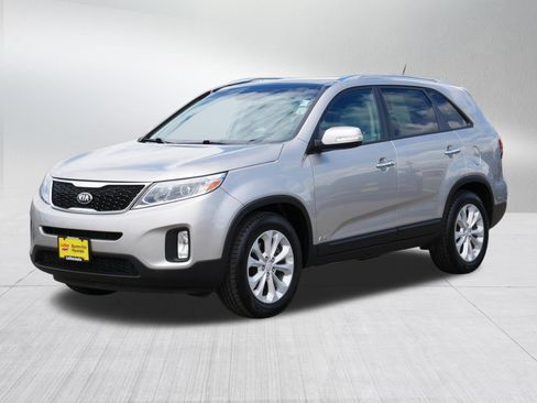 Used 2015 Kia Sorento EX w/ EX V6 Touring Package AWD/4WD image 3