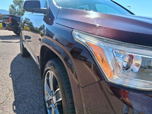 Used 2017 GMC Acadia Denali w/ Technology Package FWD image 13