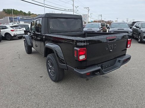 New 2026 Jeep Gladiator Sport image 5