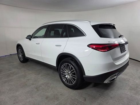 Certified 2025 Mercedes-Benz GLC 300 image 6