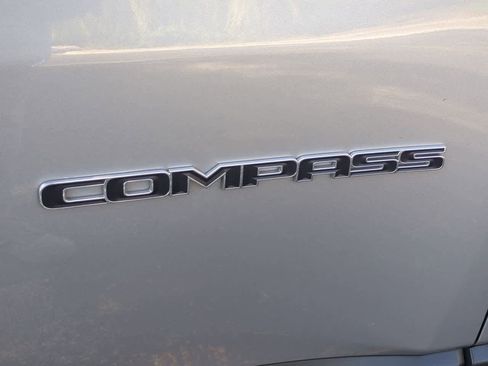 Used 2022 Jeep Compass Latitude image 13