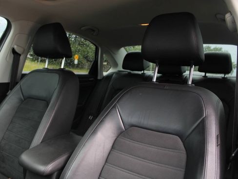 Used 2012 Volkswagen Passat TDI SEL Premium FWD image 23