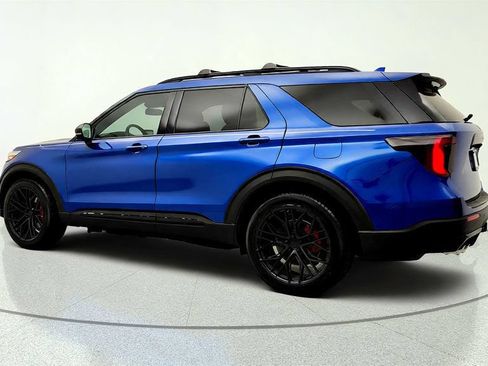 Used 2020 Ford Explorer ST w/ ST Street Pack AWD/4WD image 7