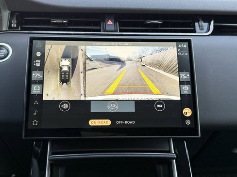 Certified 2026 Land Rover Range Rover Evoque Dynamic SE image 27