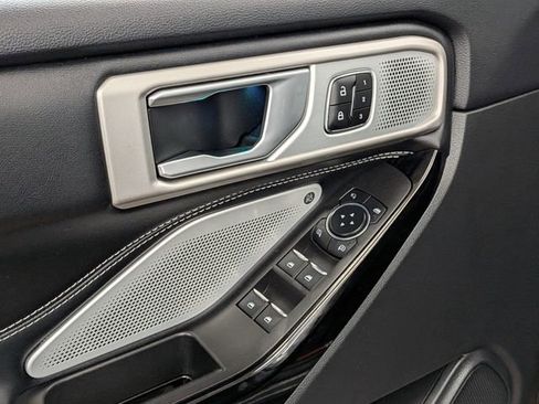 Used 2023 Ford Explorer ST w/ Equipment Group 401A image 15