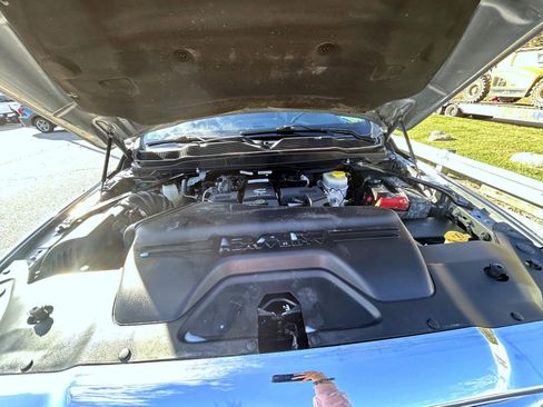 Used 2020 RAM 2500 Laramie image 24