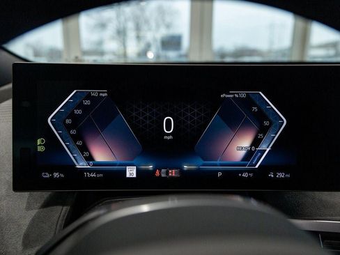 Used 2026 BMW iX xDrive60 w/ M Sport Package AWD/4WD image 32