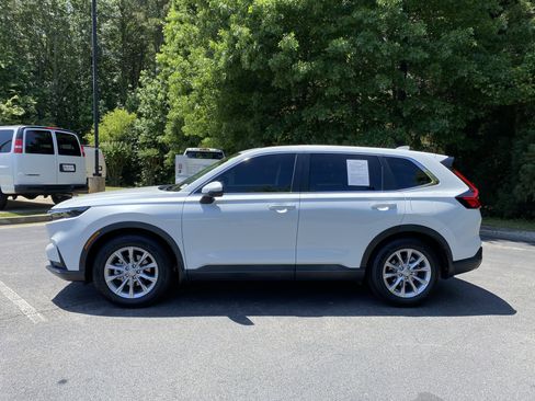 Used 2023 Honda CR-V EX-L image 6